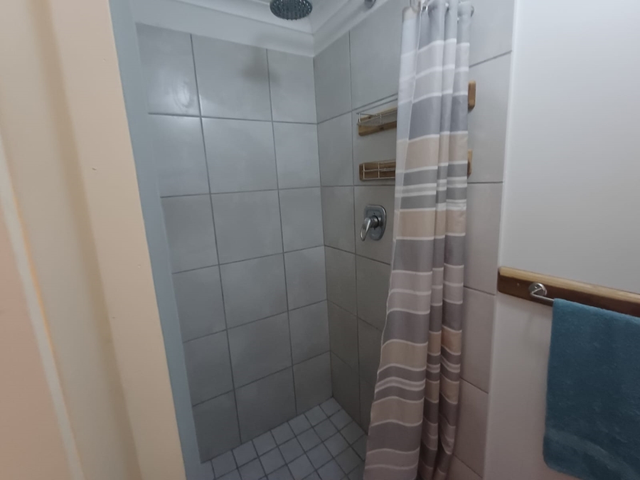 2 Bedroom Property for Sale in Brenton On Lake Western Cape